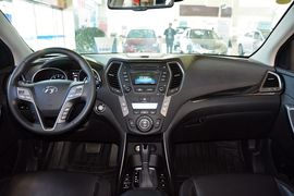 2013款现代全新胜达2.0T TOP自动四驱顶级型7座