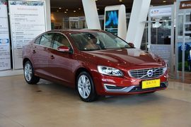 2014款沃尔沃S60L 2.0T智远版