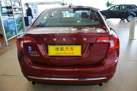 2014款沃尔沃S60L 2.0T智远版