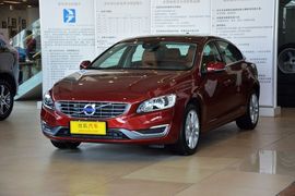 2014款沃尔沃S60L 2.0T智远版