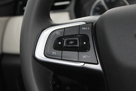 2018款奇瑞艾瑞泽GX 1.5T 自动睿色版