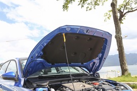 2019款福特福克斯 三厢 EcoBoost 180 自动ST Line