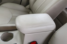 2018款比亚迪e5 450 智联尊享型