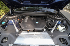 2018款宝马X3 xDrive30i 尊享型 M运动套装