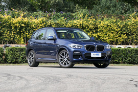 2018款宝马X3 xDrive30i 尊享型 M运动套装