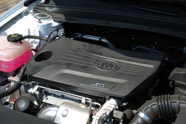 2019款比亚迪秦Pro 1.5TI 自动智联锋耀型