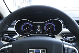2018款吉利新帝豪 1.5L CVT豪华版