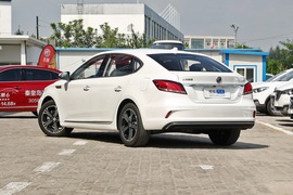 2018款MG名爵6 45T E-DRIVE智驱混动 PILOT尊享互联网版