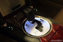 2009款丰田锐志2.5V试驾