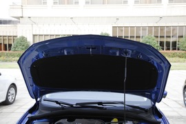 2019款上汽荣威i5 20T 自动智联网超能智尊版
