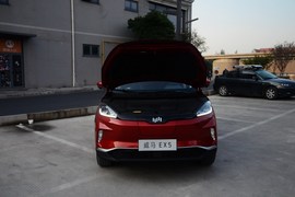 2018款威马EX5 400 Extra创新版