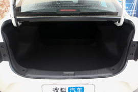 行李箱空间