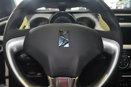 2013款DS3敞篷版1.6L手自一体至尊版