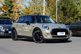 2018款MINI 1.5T COOPER 艺术家 五门版
