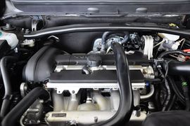 2013款沃尔沃XC90 2.5T行政升级版