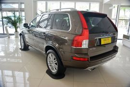 2013款沃尔沃XC90 2.5T行政升级版