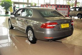 2014款斯柯达速派2.0TSI手自一体尊仕版