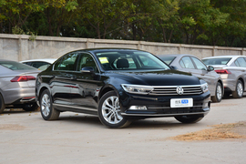 2019款大众迈腾 330TSI DSG 豪华型