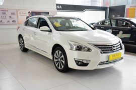 2014款日产天籁公爵2.5L XV尊享版
