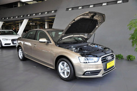 2013款奥迪A4L 35 TFSI自动标准型