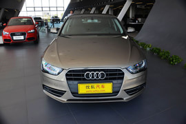 2013款奥迪A4L 35 TFSI自动标准型