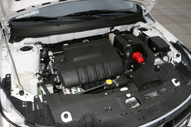 2019款东南A5翼舞 1.5L CVT旗舰版