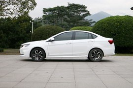 2019款东南A5翼舞 1.5L CVT旗舰版