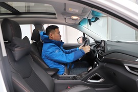 2019款 沃兰多 530T 自动米奇定制版(5+2款)