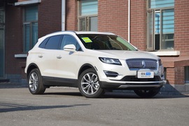 2019款林肯MKC 2.0T 四驱尊雅版