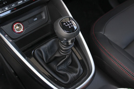 2019款宝骏510 1.5L 手动尊享型