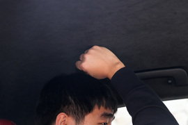 后排头部空间