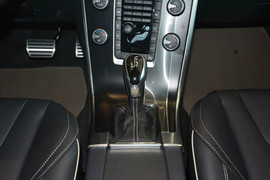 2014款沃尔沃XC60 2.0T T5个性运动版 改款