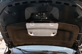 2019款Jeep自由光 2.0T 四驱探享版