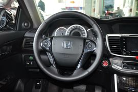 2014款本田雅阁2.4LX舒适版