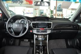2014款本田雅阁2.4LX舒适版