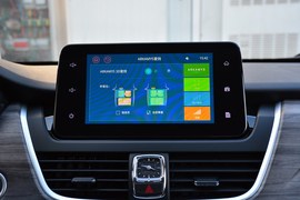 2019款宝骏730 1.5T自动DCT时尚型7座