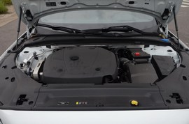 2019款沃尔沃S90 T5 智尊版