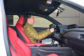 前排空间
