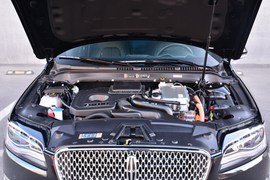 2019款林肯MKZ 2.0H 尊耀版