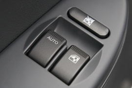 车门内部控制面板