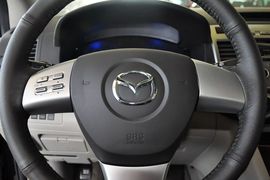 2013款马自达8 2.5L至尊版
