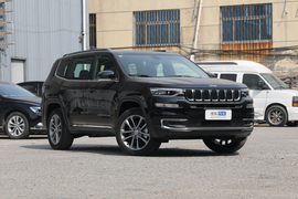 2018款Jeep指挥官 2.0T 四驱智享版