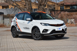 2018款东南DX3 1.5L 户外版 手动尊贵型