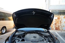 2019款英菲尼迪Q70L 2.0T 悦享版 PLUS