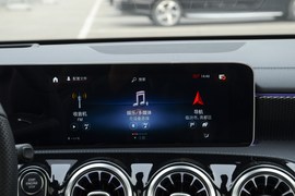 2019款奔驰A 200 L 运动轿车先行特别版