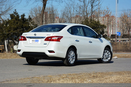 2019款日产轩逸 1.6XV CVT智联尊享版