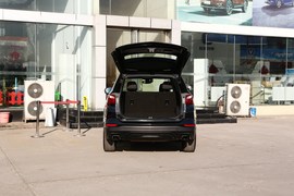 2019款雪佛兰探界者 Redline 550T 自动四驱捍界版RS