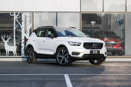 沃尔沃XC40 T5 四驱智雅运动版