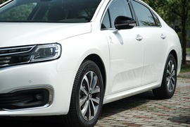 2019款雪铁龙C6 400THP ORIGINS百年臻享版