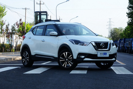 2019款日产劲客 1.5L CVT智联尊享版